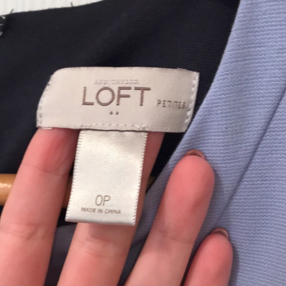 Slim Fit Navy Color Block Dress - Picture 4 of 5